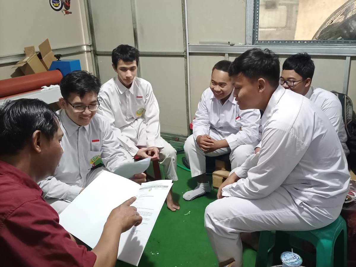 Komunitas Literasi & Riset